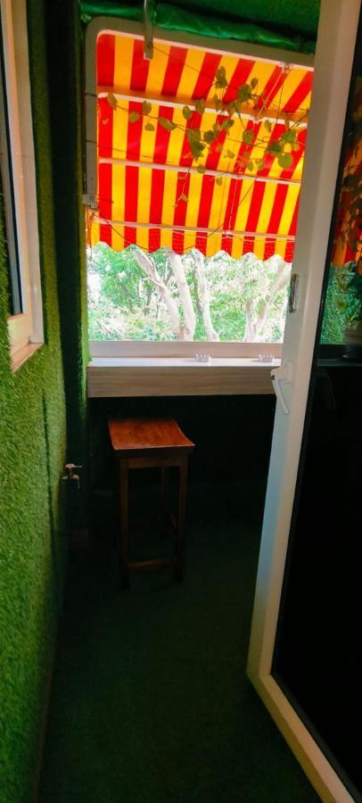 Vinanda Home Stay Nova Deli Exterior foto