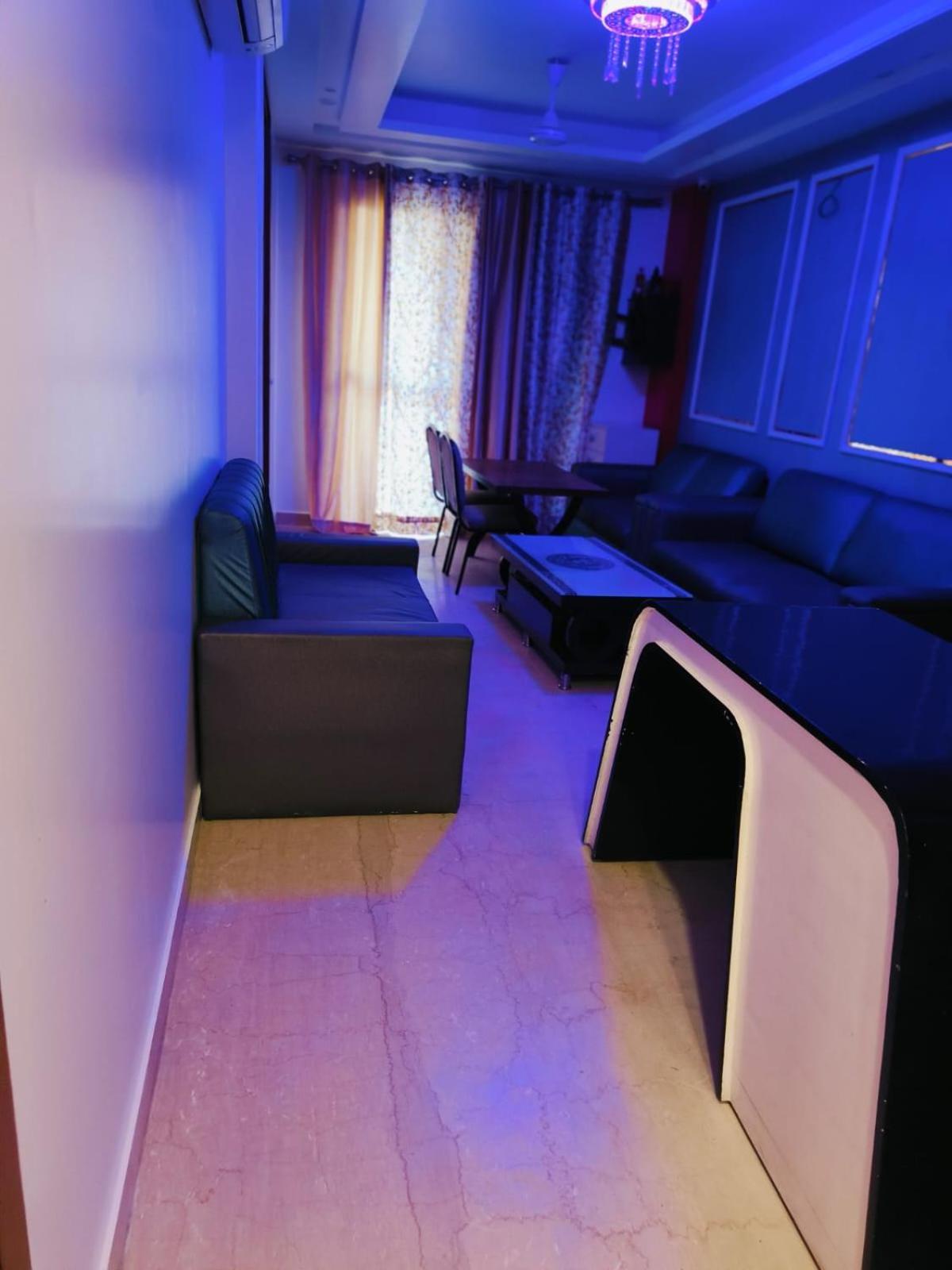 Vinanda Home Stay Nova Deli Exterior foto